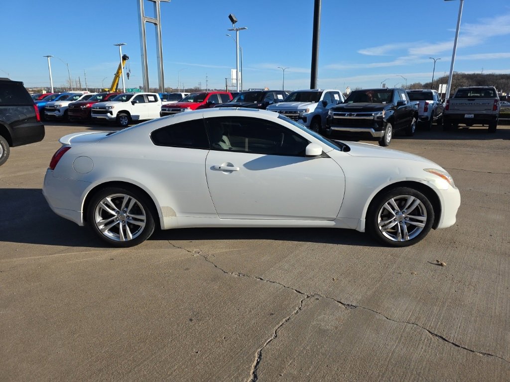 Used 2010 INFINITI G37 x w/ Premium Pkg image 5