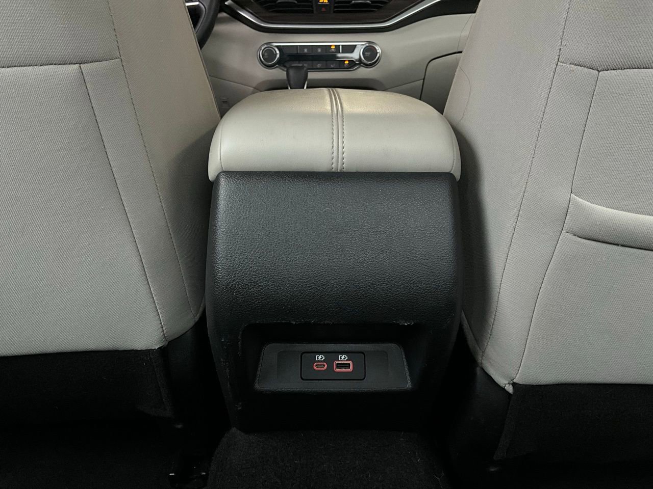 Used 2025 Nissan Altima 2.5 SV image 13