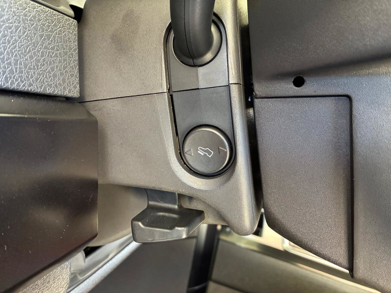 Used 2014 Ford F150 FX4 w/ FX Appearance Package AWD/4WD image 23