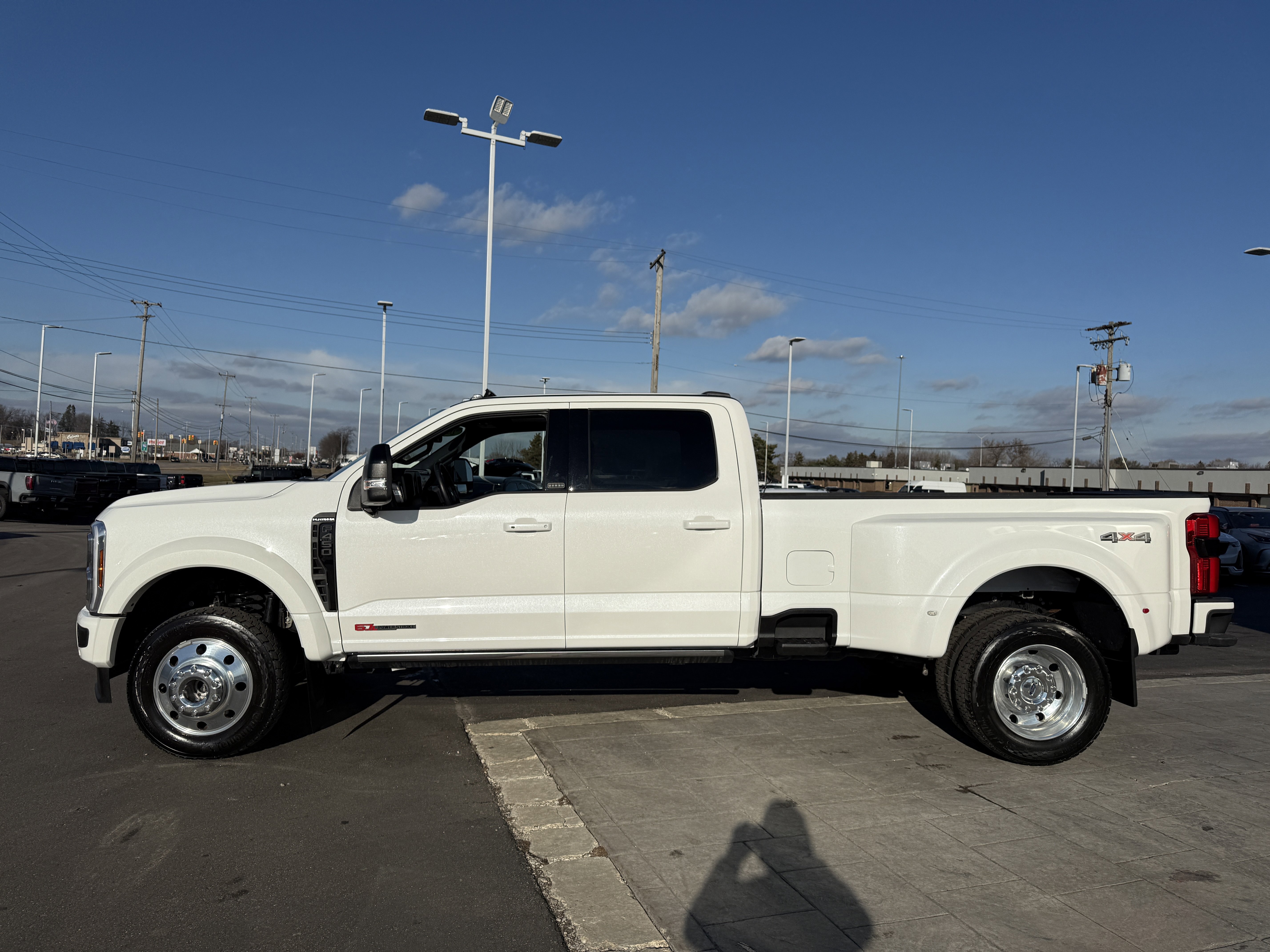 Used 2025 Ford F450 Platinum image 3
