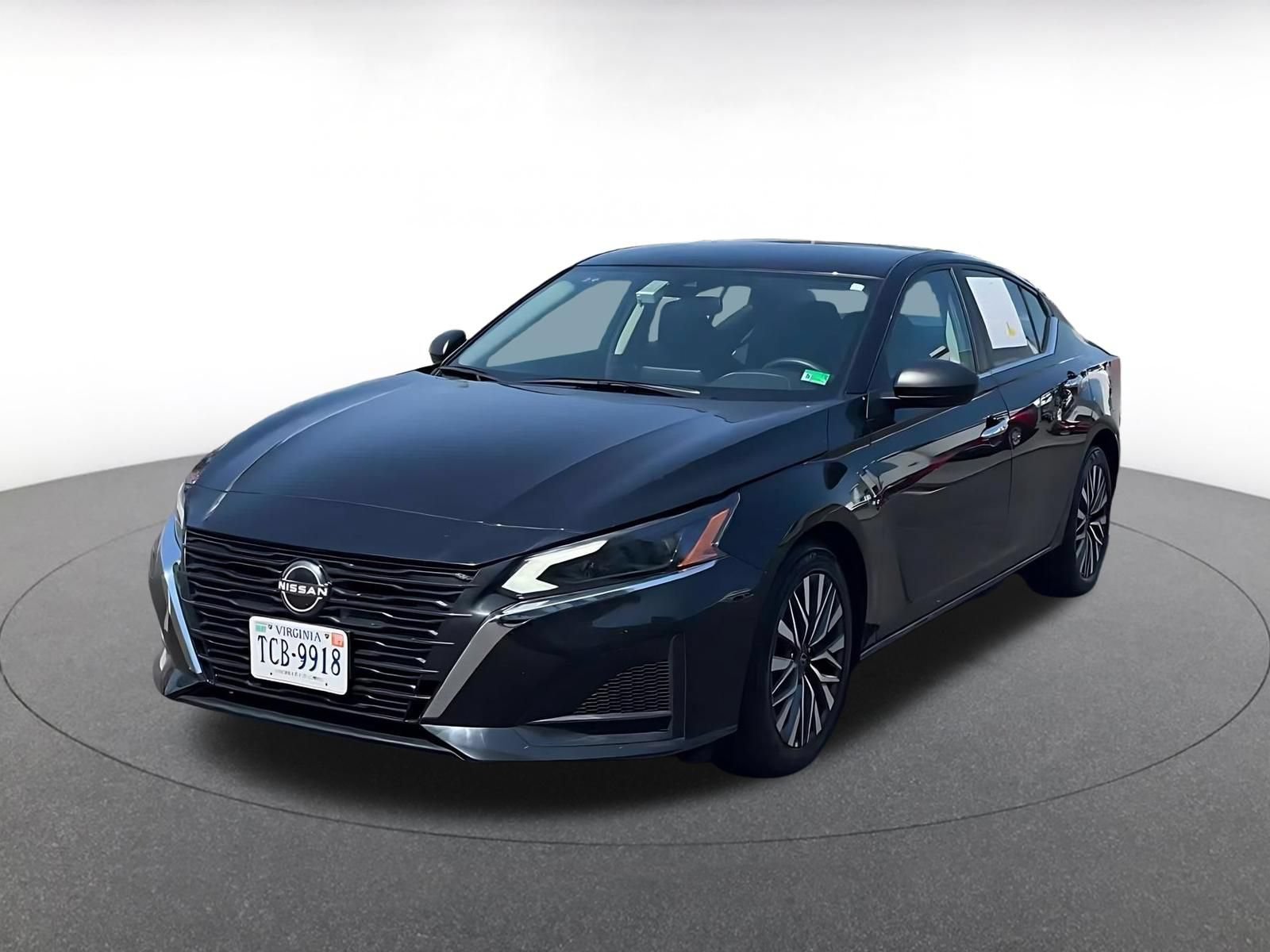Used 2025 Nissan Altima 2.5 SV FWD image 7