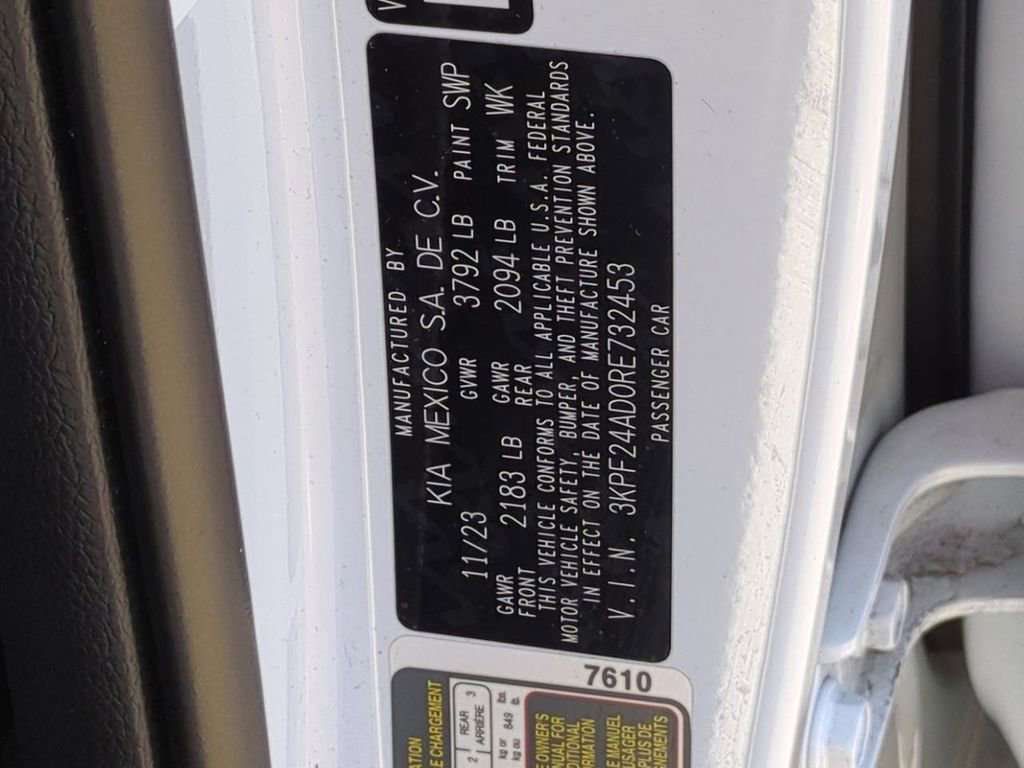 Used 2024 Kia Forte LXS w/ LXS Technology Package image 29