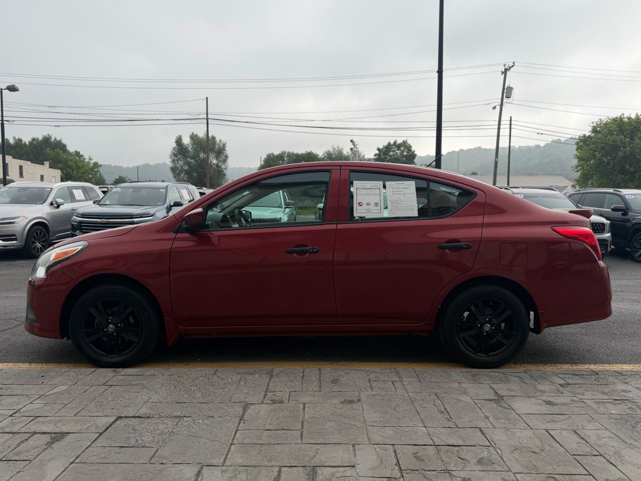 Used 2019 Nissan Versa S Plus FWD image 5
