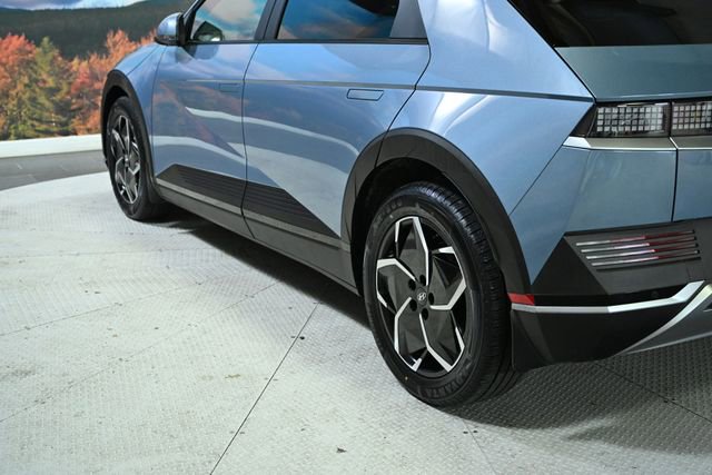 Used 2023 Hyundai Ioniq 5 SEL image 7