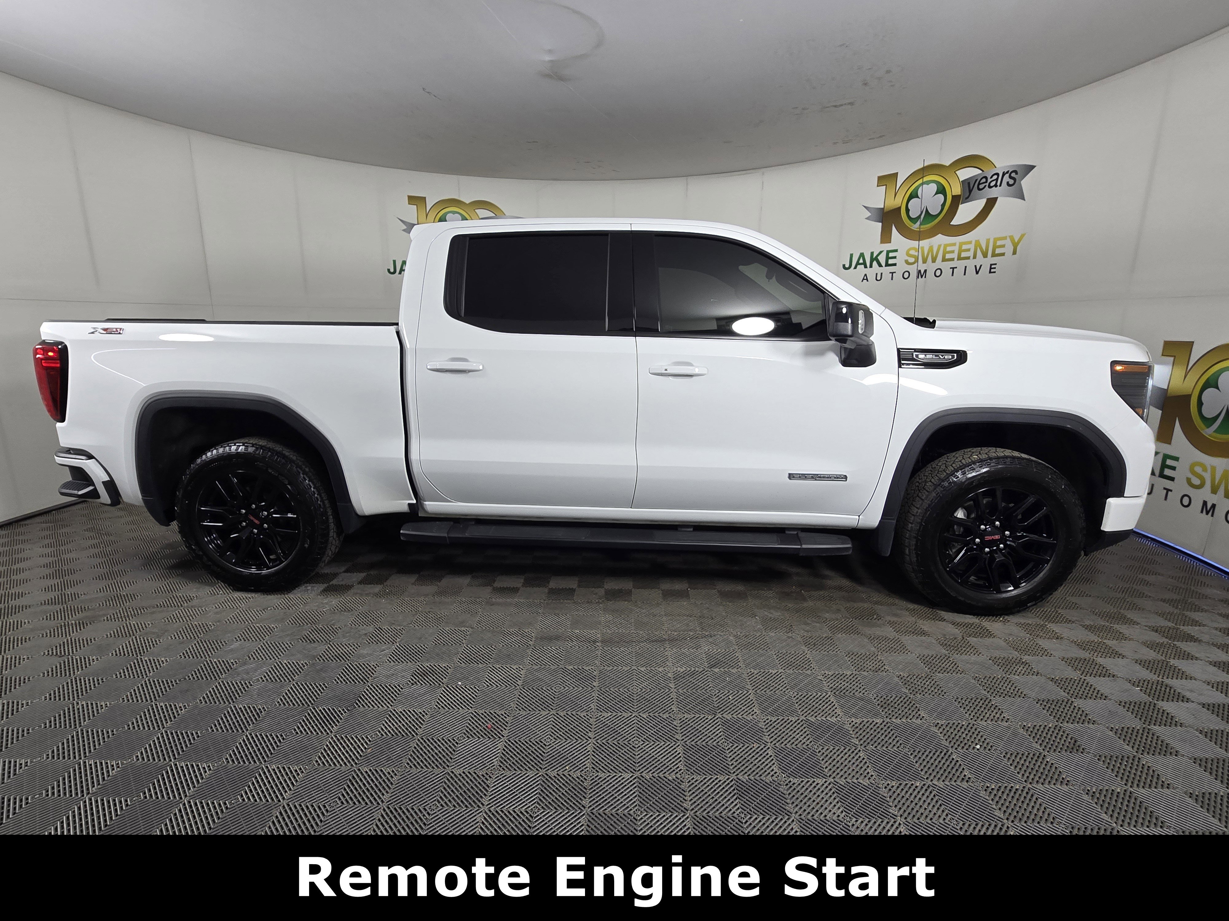 Certified 2023 GMC Sierra 1500 Elevation w/ Preferred Package AWD/4WD image 10
