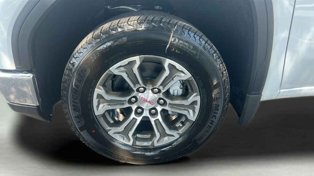 New 2026 GMC Sierra 1500 SLE image 9