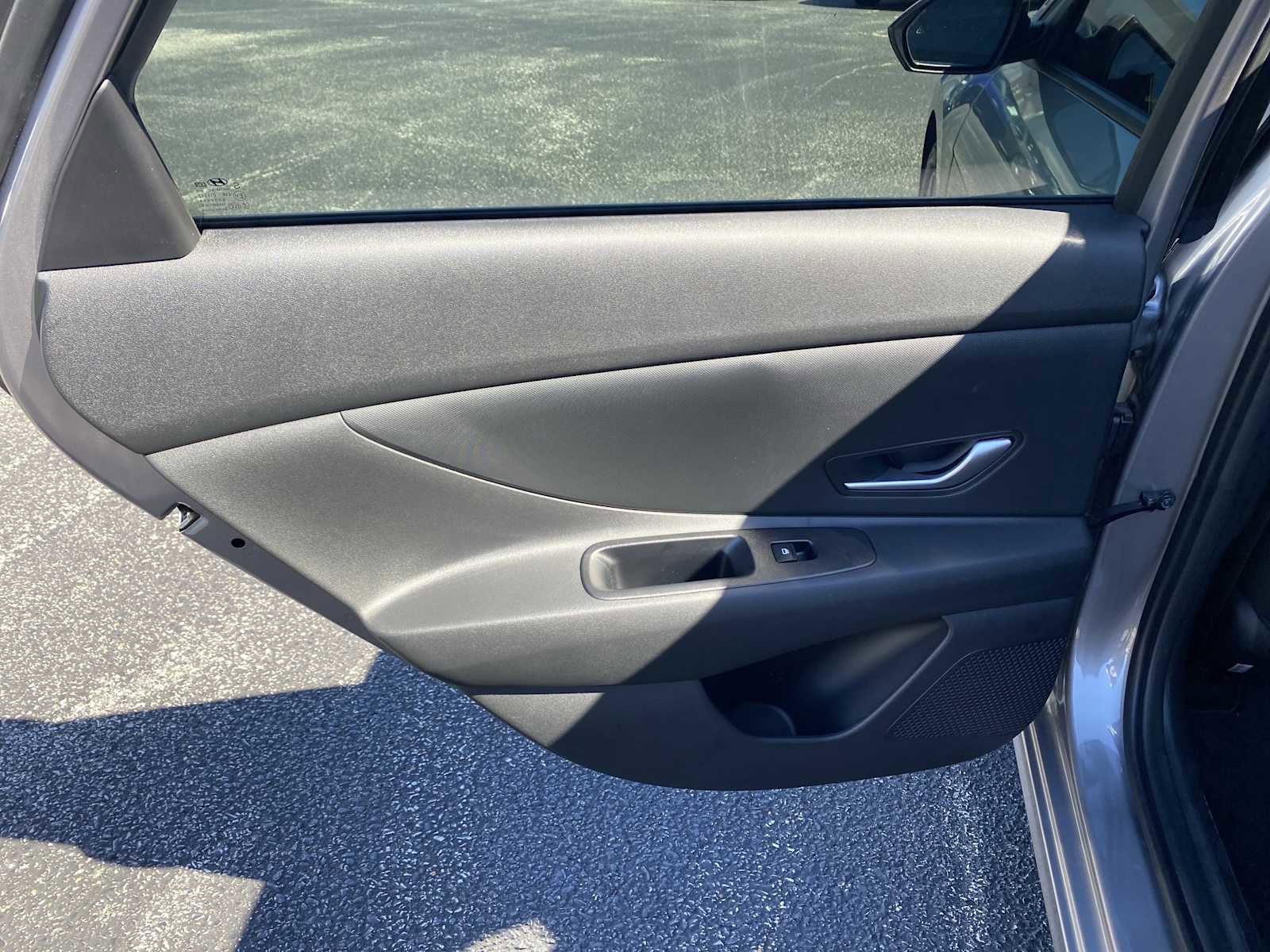 Certified 2025 Hyundai Elantra Blue image 30