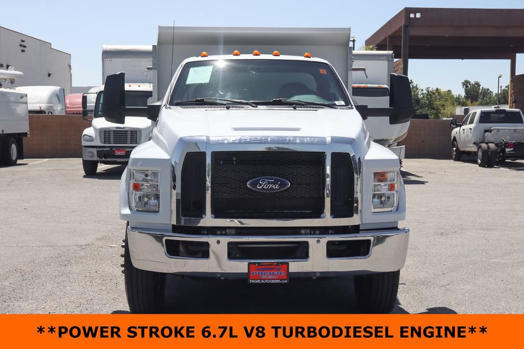 Used 2022 Ford F650 2WD Regular Cab Super Duty image 3