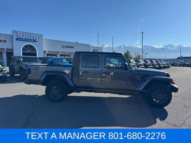 New 2026 Jeep Gladiator Sport AWD/4WD image 3