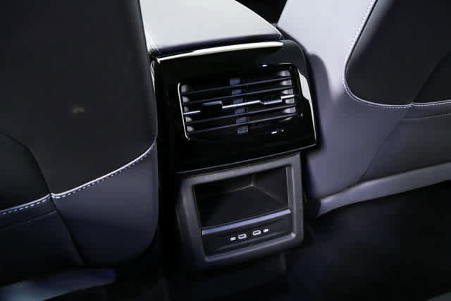 Used 2023 Volkswagen ID.4 Pro S image 23