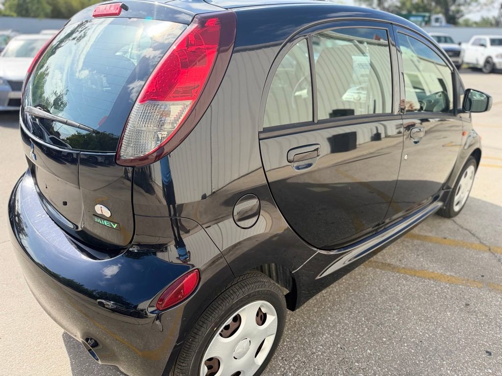 Used 2012 Mitsubishi i ES RWD image 5