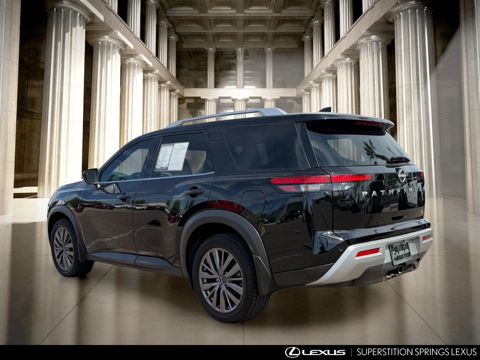 Used 2024 Nissan Pathfinder SL w/ SL Premium Package FWD image 6
