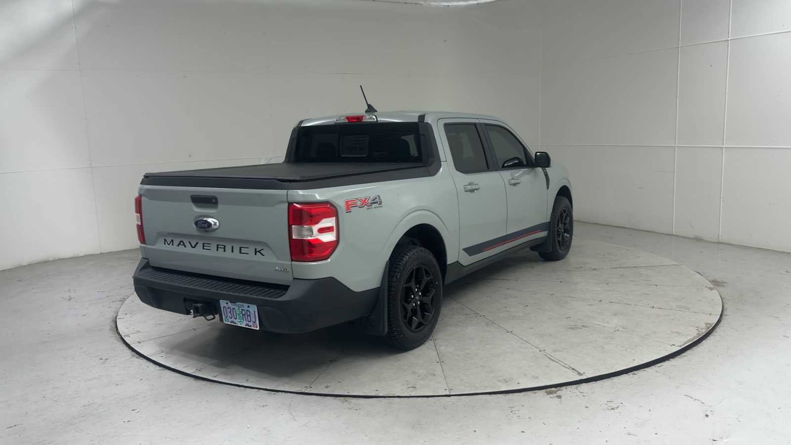 Used 2022 Ford Maverick Lariat w/ Equipment Group 500A Standard AWD/4WD image 2
