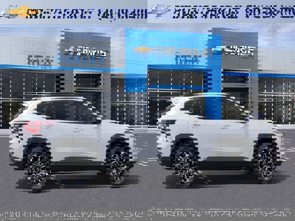 New 2026 Chevrolet Trax RS w/ Driver Confidence Package image 5