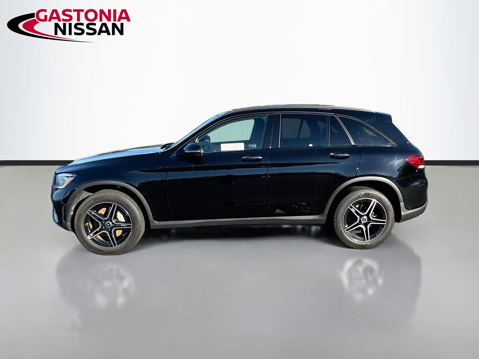 Used 2022 Mercedes-Benz GLC 300 GLC 300 image 5