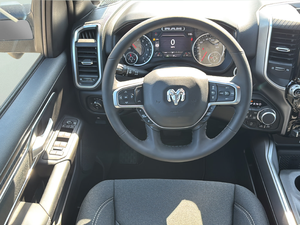 New 2026 RAM 1500 Big Horn AWD/4WD image 17