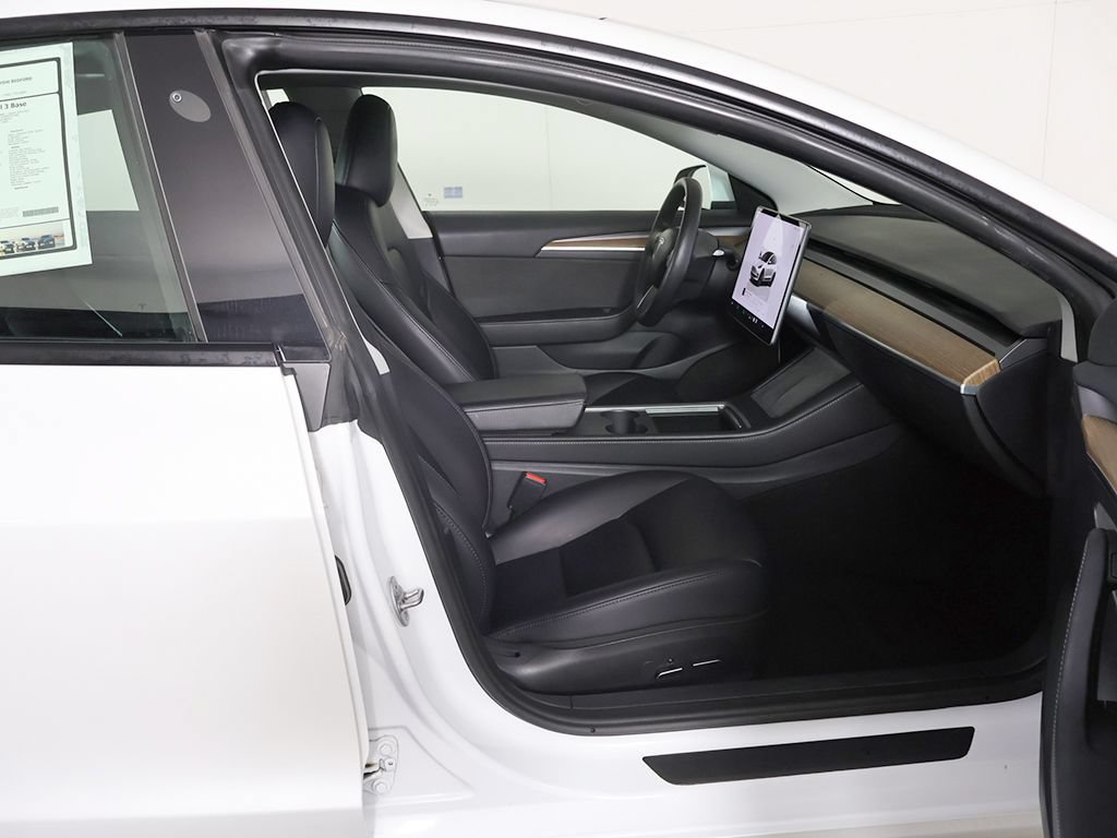 Used 2023 Tesla Model 3 Standard Range RWD image 31