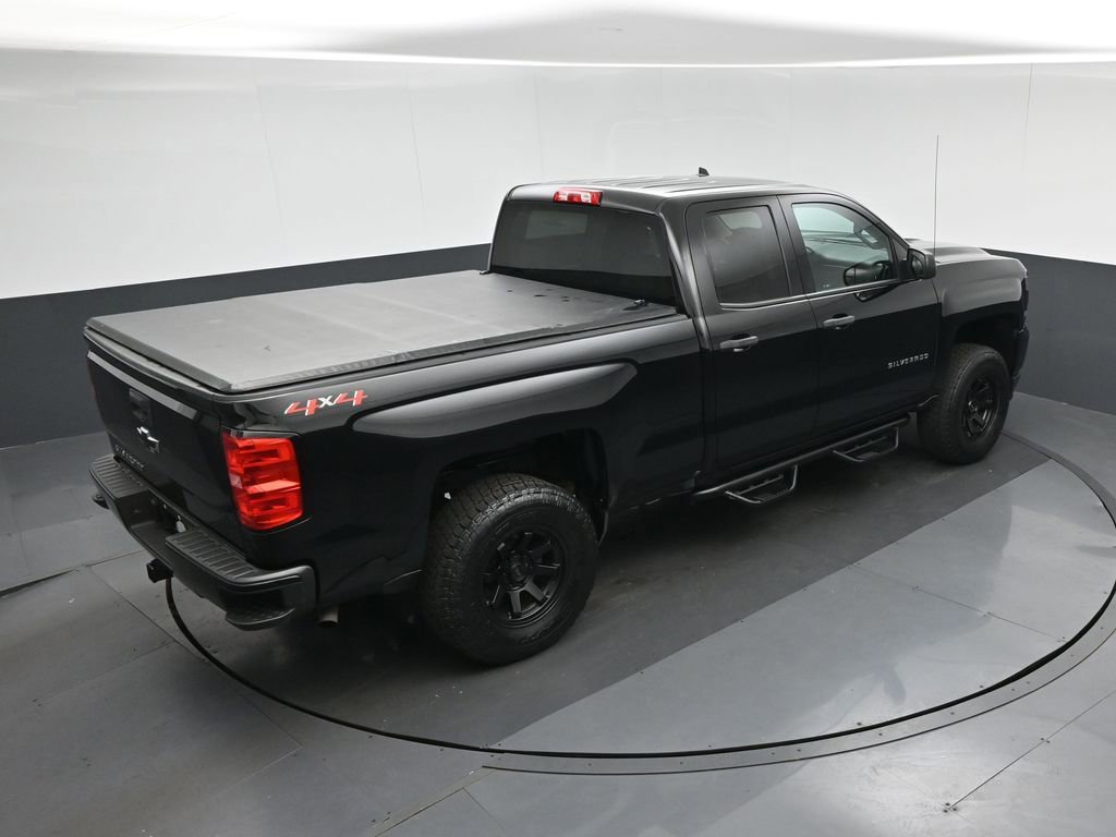 Used 2018 Chevrolet Silverado 1500 Custom w/ Custom Value Package AWD/4WD image 56
