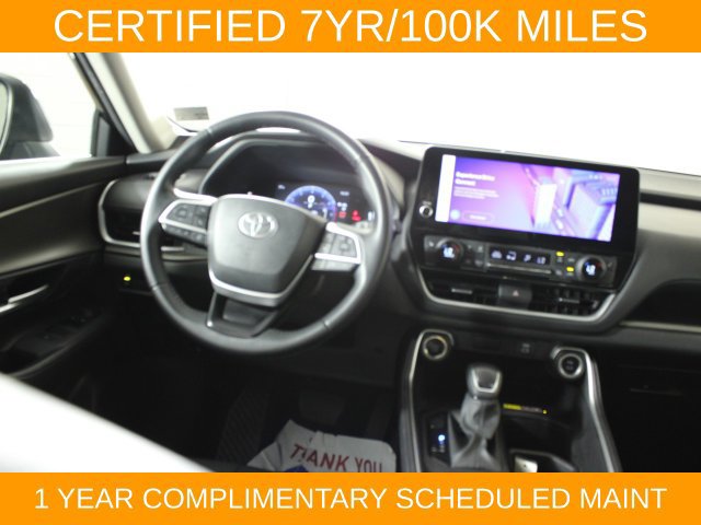 Used 2025 Toyota Grand Highlander AWD image 18