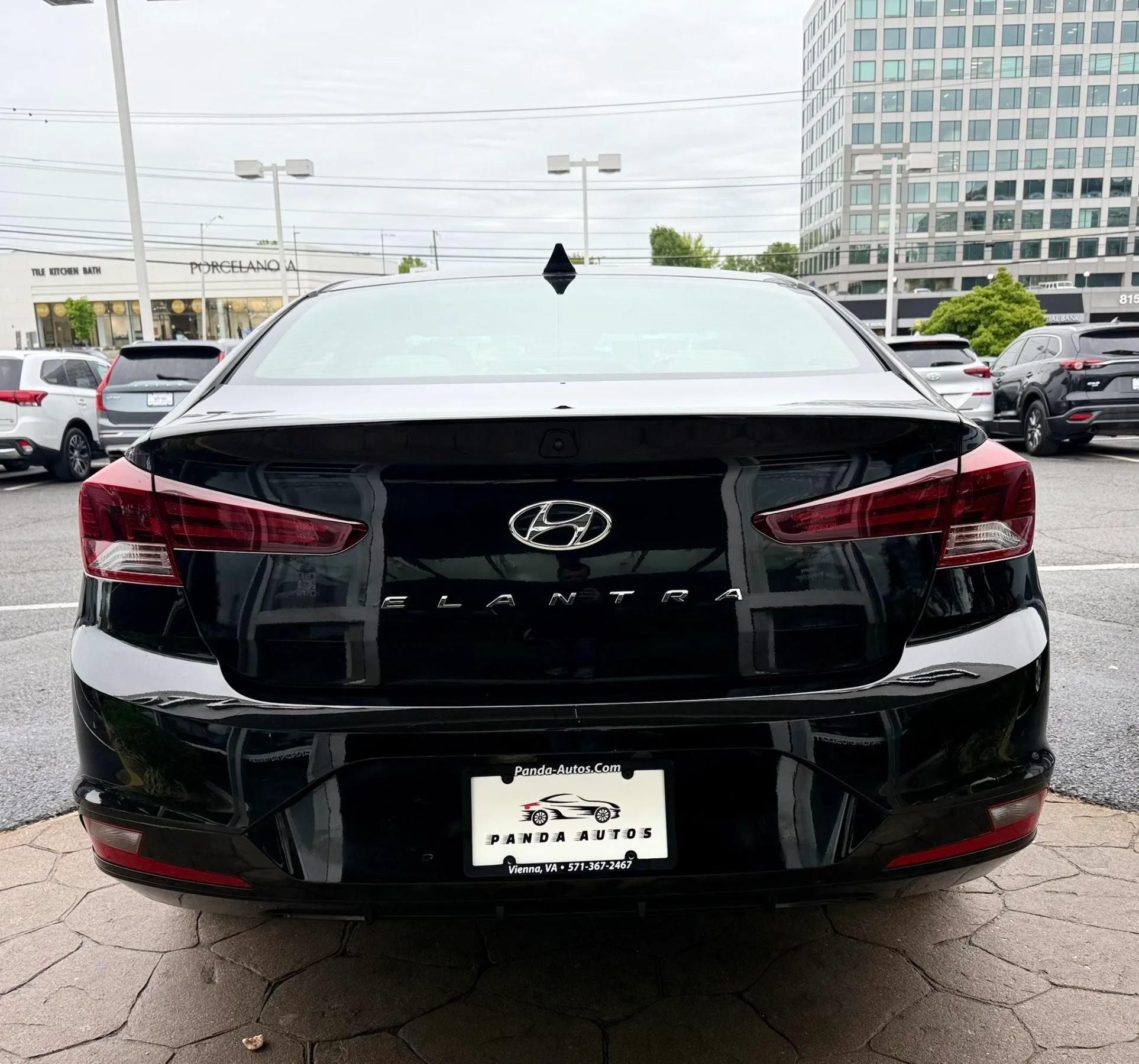 Used 2019 Hyundai Elantra SEL FWD image 6