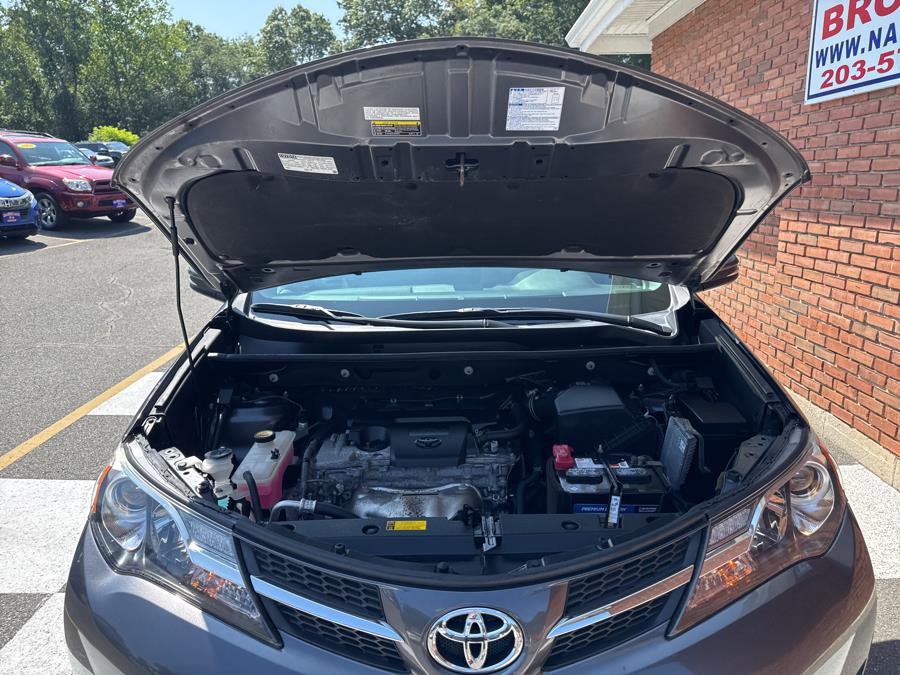 Used 2015 Toyota RAV4 Limited image 37