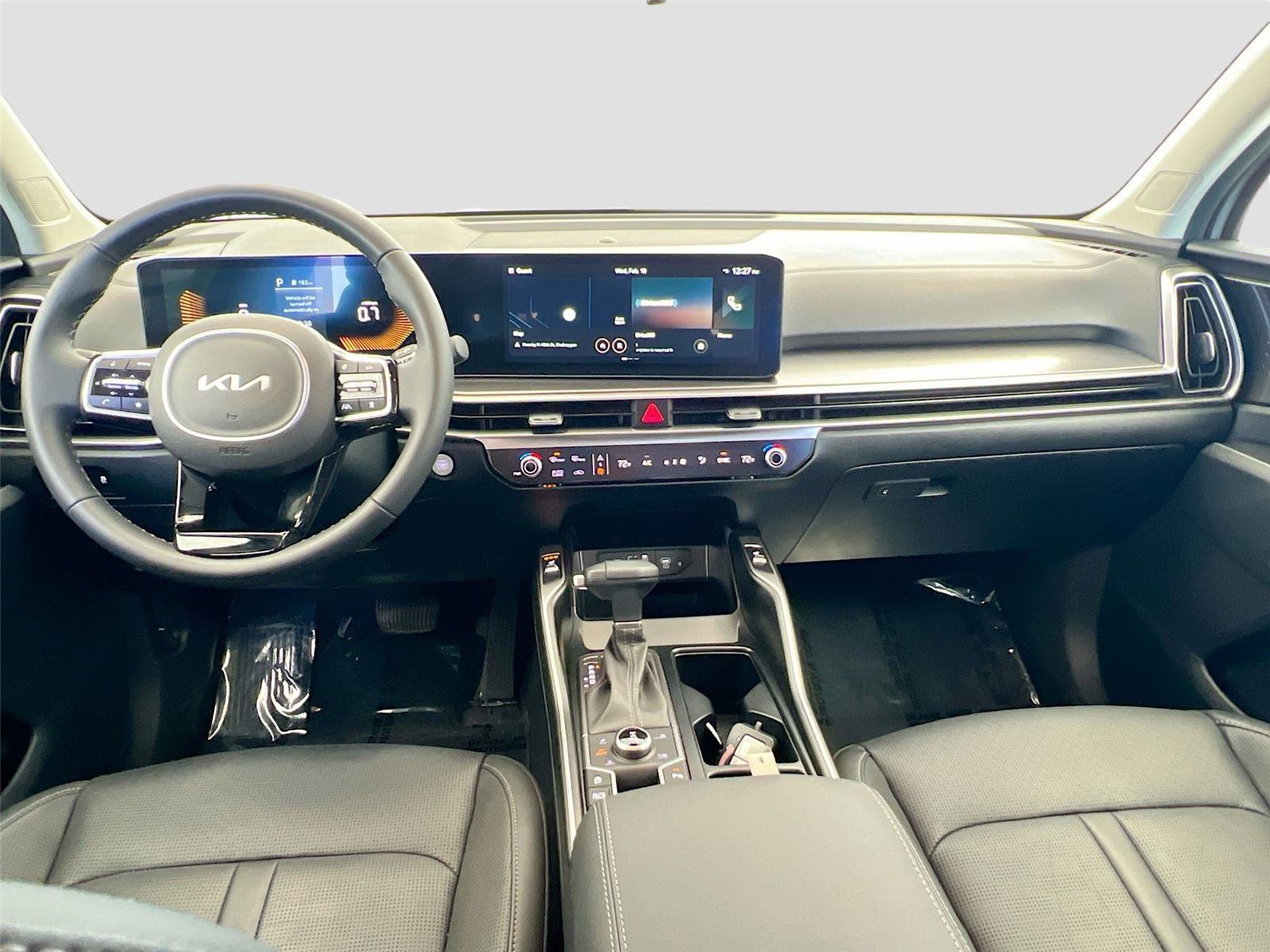 Used 2025 Kia Sorento S image 23