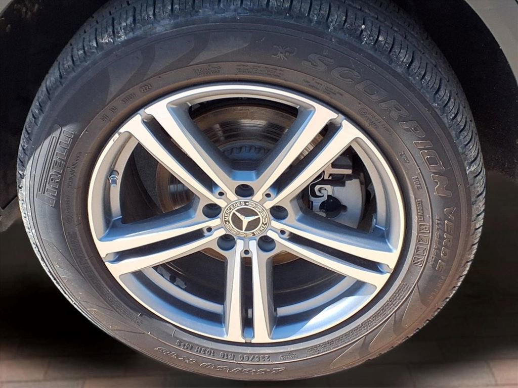 Used 2021 Mercedes-Benz GLC 300 image 29