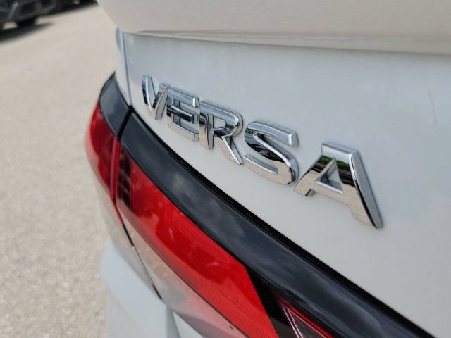 Certified 2025 Nissan Versa SR w/ Trunk Package FWD image 15