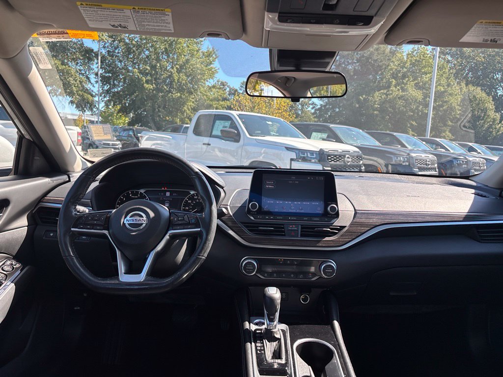 Used 2022 Nissan Altima 2.5 SL FWD image 8