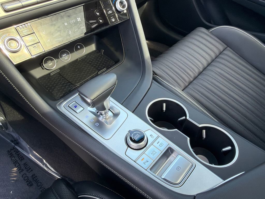 Used 2026 Genesis G70 2.5T Prestige image 32