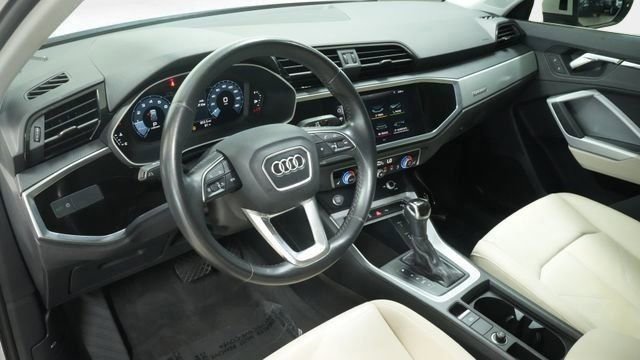 Used 2020 Audi Q3 2.0T Premium w/ Convenience Package image 17