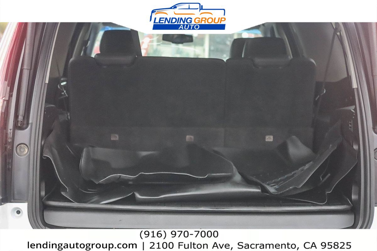 Used 2016 Cadillac Escalade ESV 4WD image 25