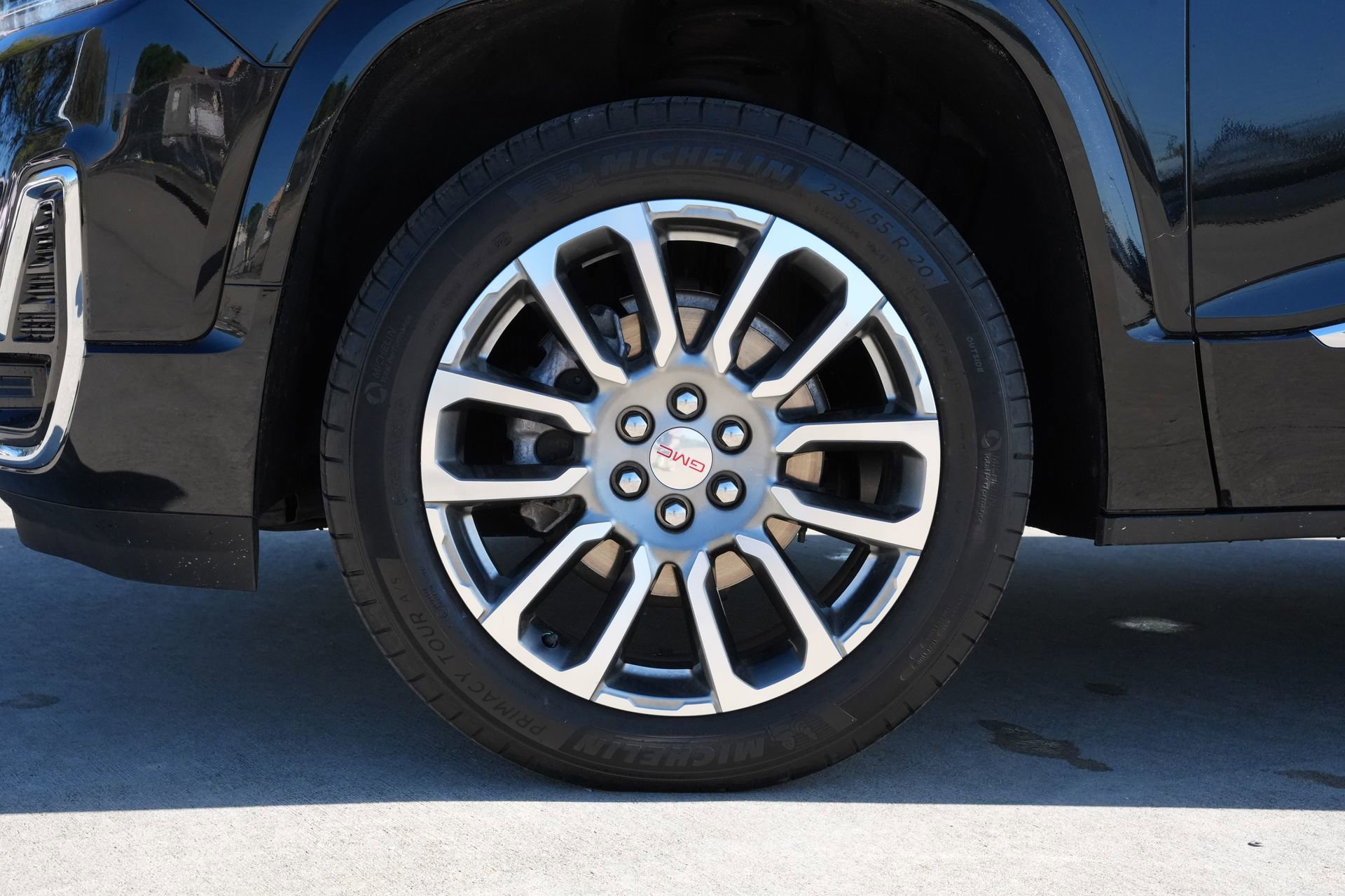 Used 2023 GMC Acadia Denali image 29