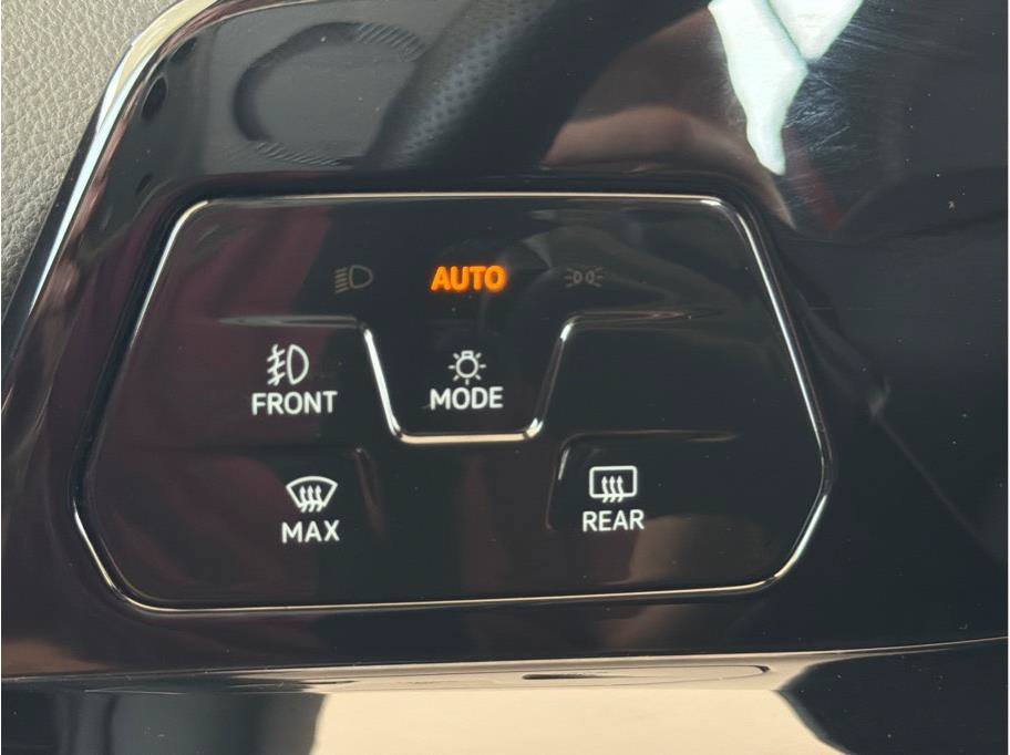Used 2024 Volkswagen GTI S FWD image 25