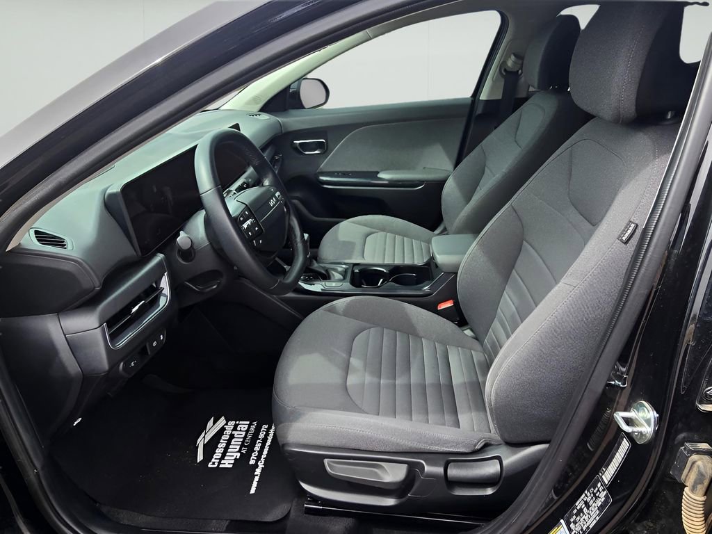 Used 2025 Kia K4 EX FWD image 30