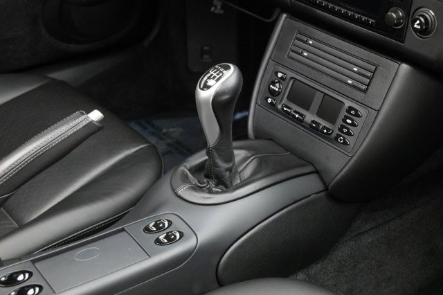 Used 2001 Porsche 911 Carrera image 24