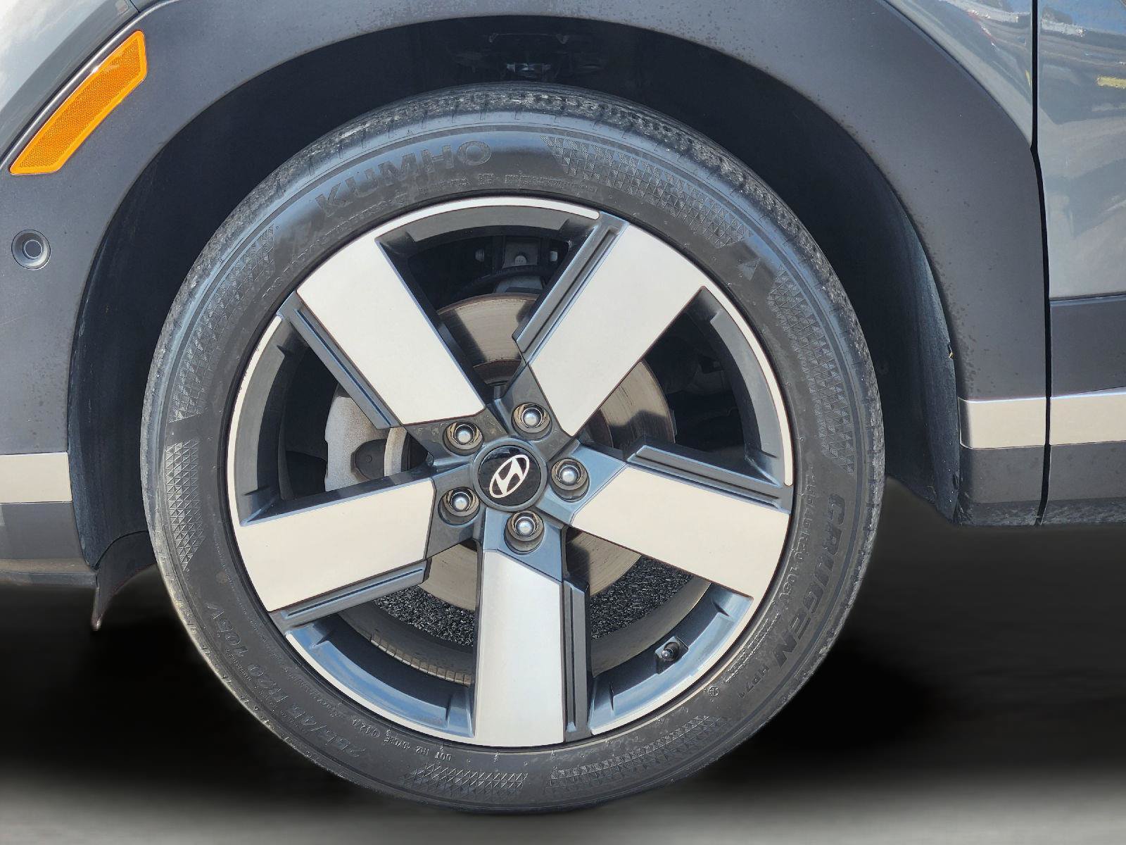 Used 2024 Hyundai Santa Fe Limited FWD image 10