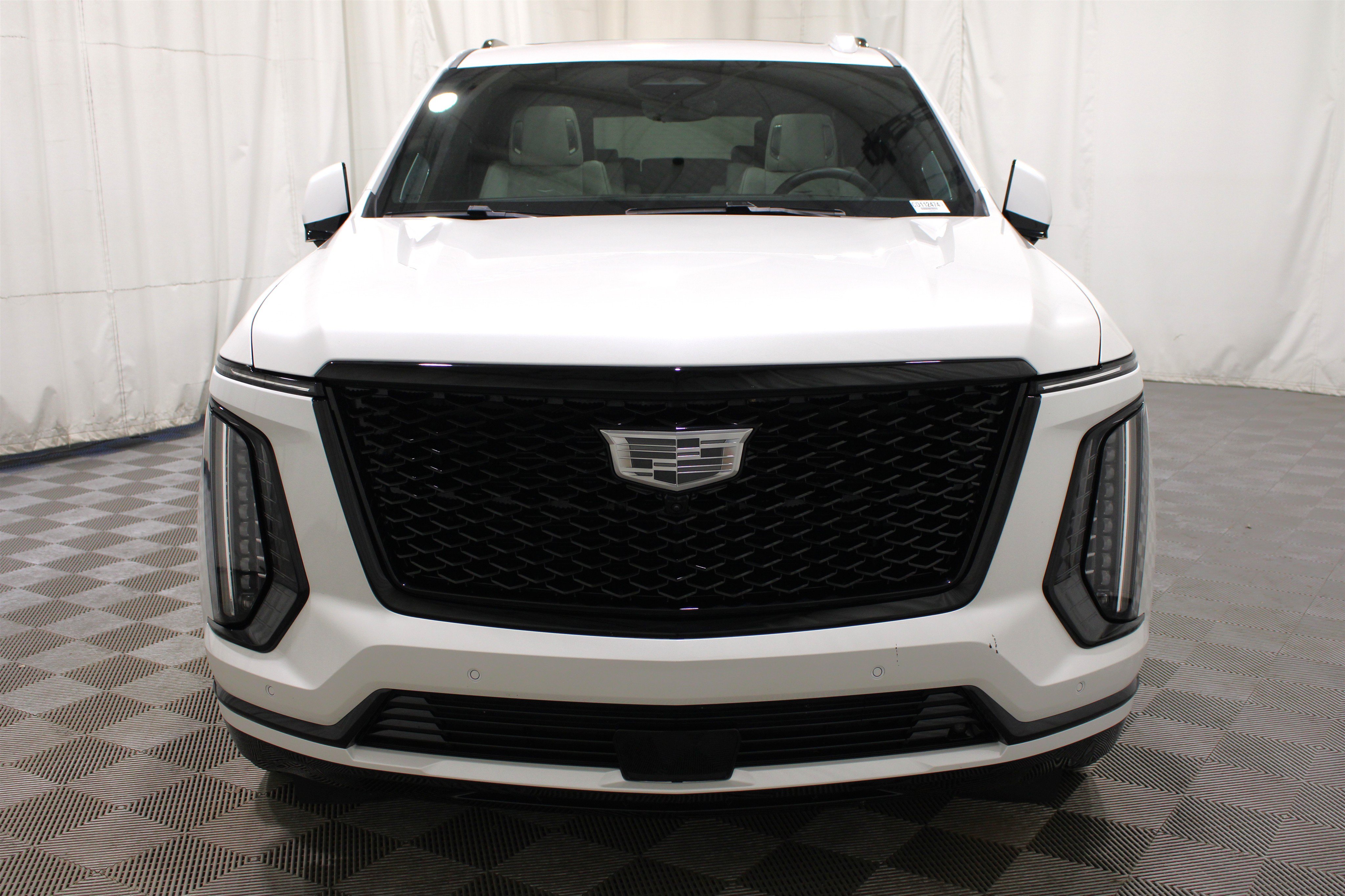 Certified 2025 Cadillac Escalade ESV Sport Platinum w/ LPO, ONYX Package AWD/4WD image 43