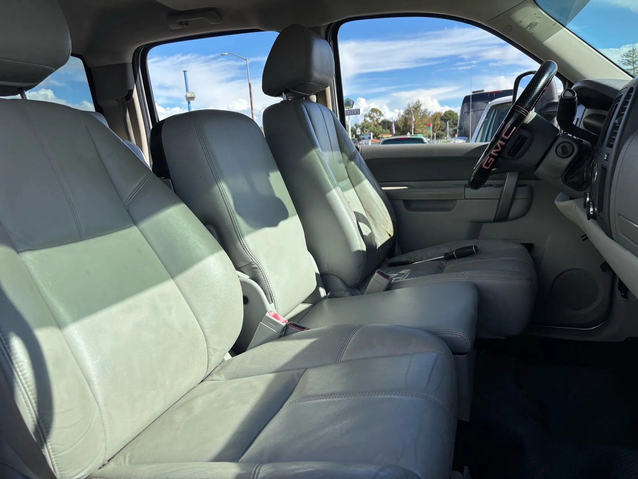 Used 2014 GMC Sierra 2500 SLE w/ SLE Preferred Package image 15