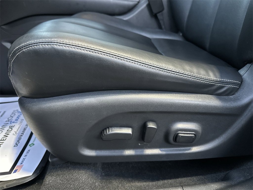 Used 2022 Nissan Murano SV w/ SV Midnight Edition Package image 12