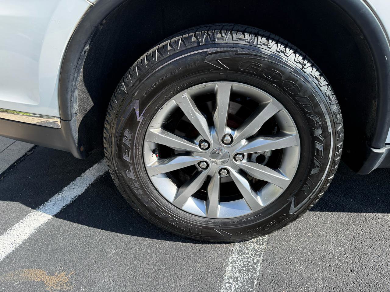 Used 2018 Dodge Durango SXT AWD/4WD image 30