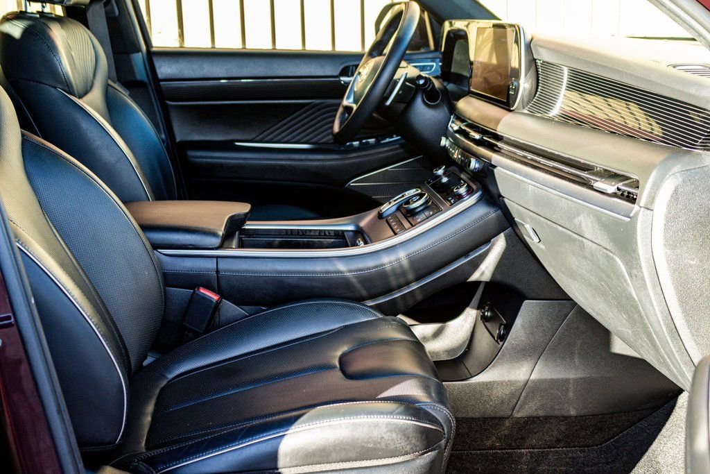 Used 2024 Hyundai Palisade Calligraphy image 27