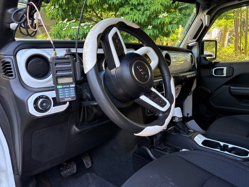 Used 2023 Jeep Wrangler Sport AWD/4WD image 21