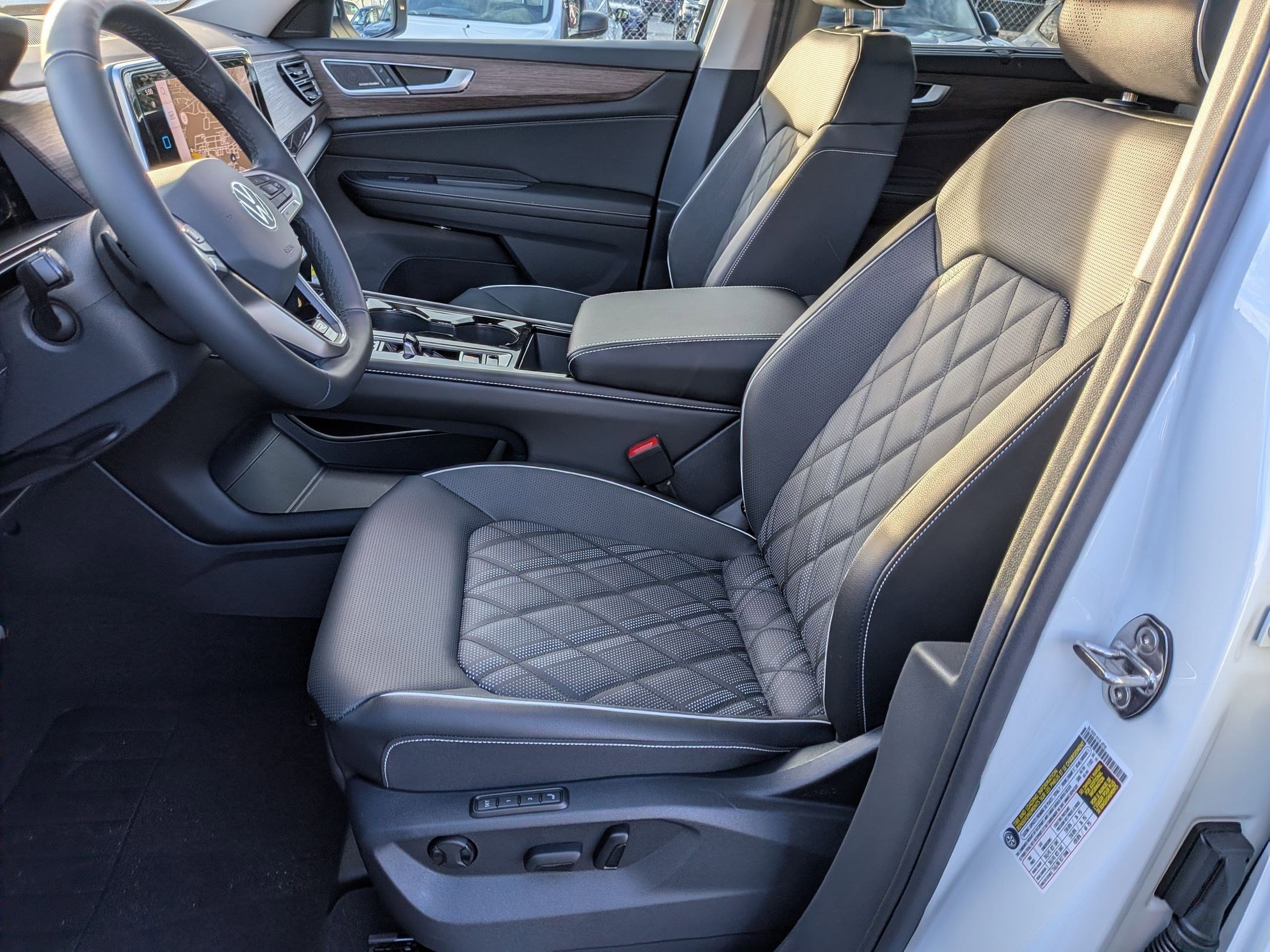 New 2026 Volkswagen Atlas SEL Premium R-Line AWD/4WD image 15