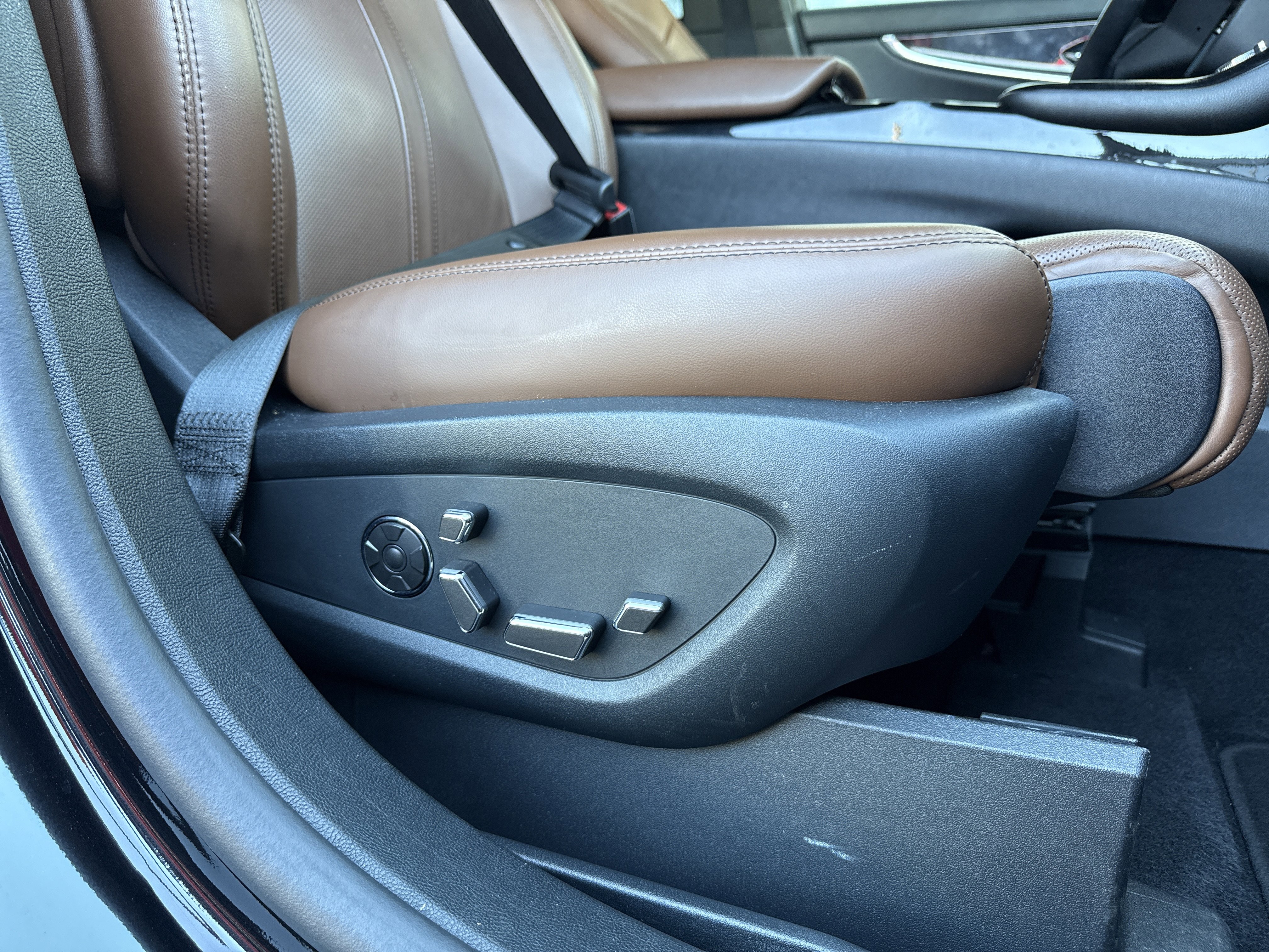 Used 2022 Lincoln Nautilus Reserve w/ Equipment Group 201A image 44