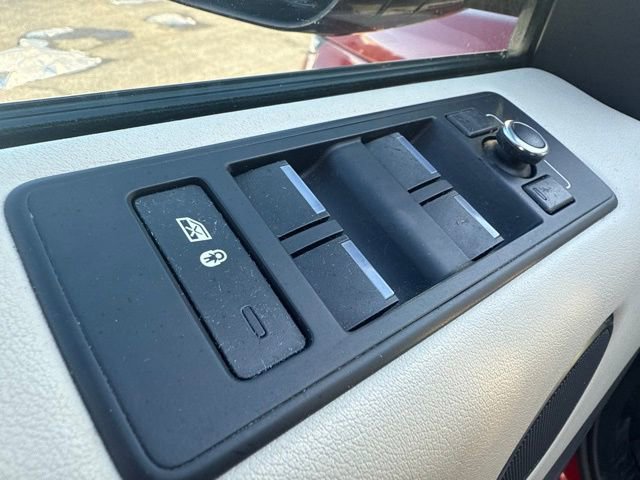 Used 2014 Land Rover Range Rover Sport Supercharged image 11