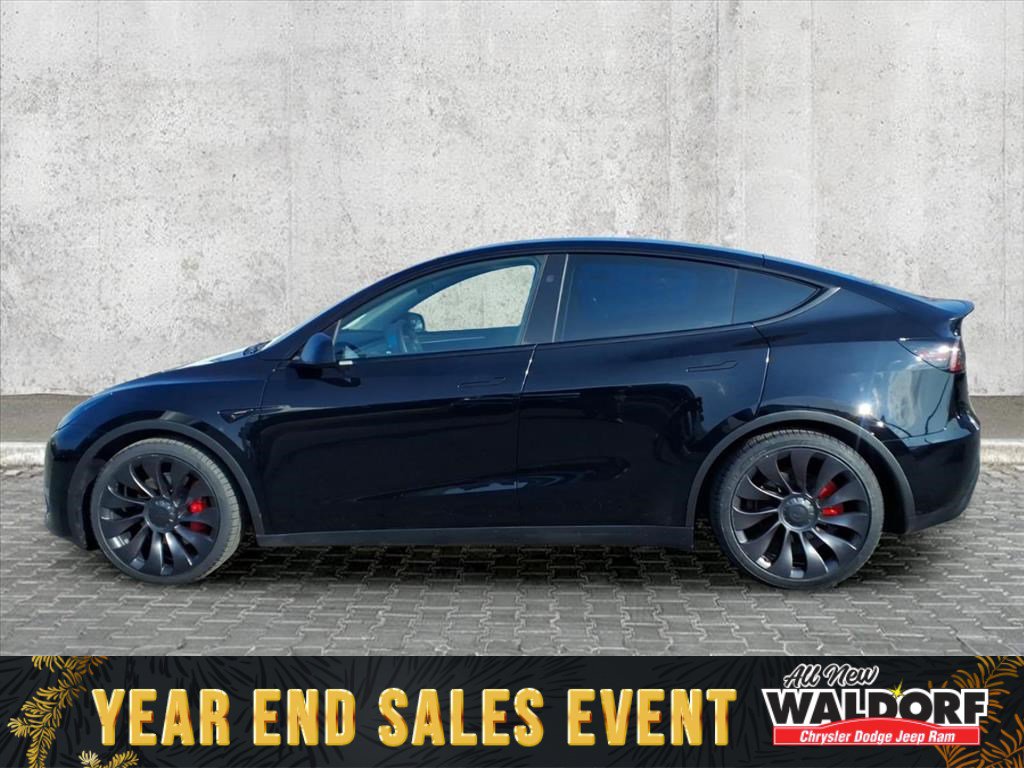 Used 2023 Tesla Model Y Performance image 4