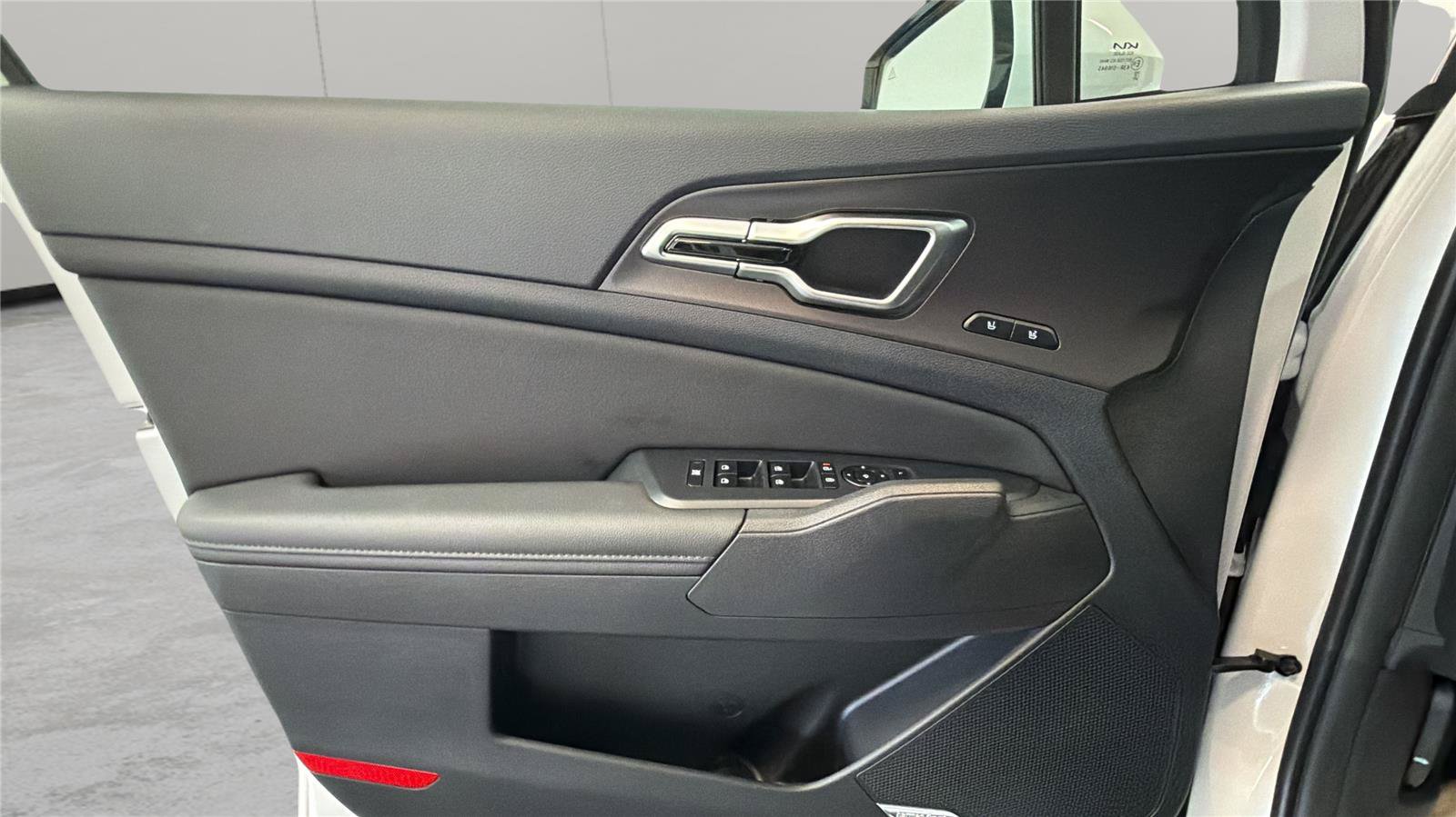 New 2026 Kia Sportage SX FWD image 23