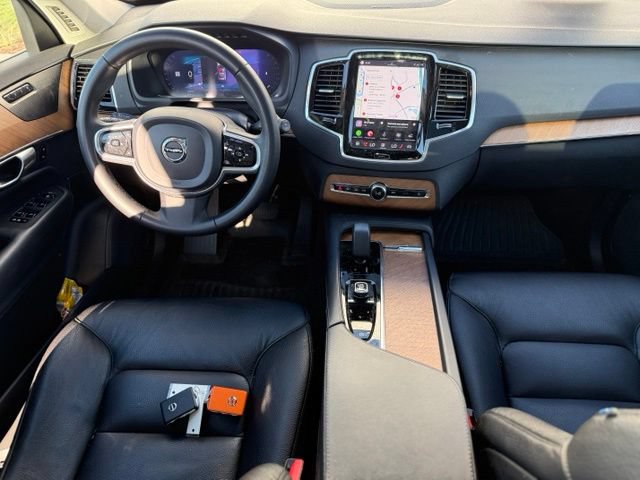 Used 2023 Volvo XC90 B6 Plus AWD/4WD image 9