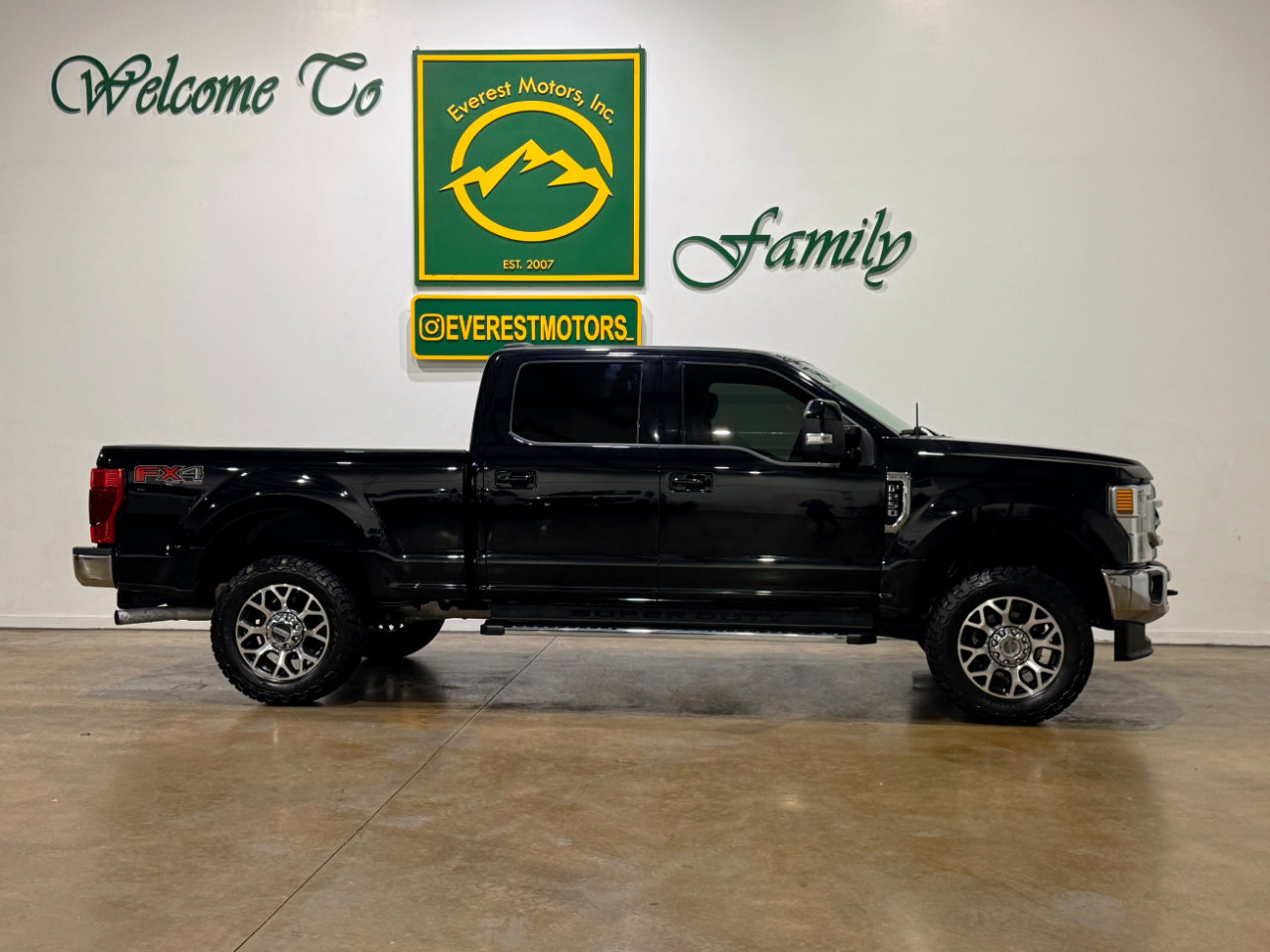 Used 2021 Ford F250 Lariat w/ Lariat Value Package image 9